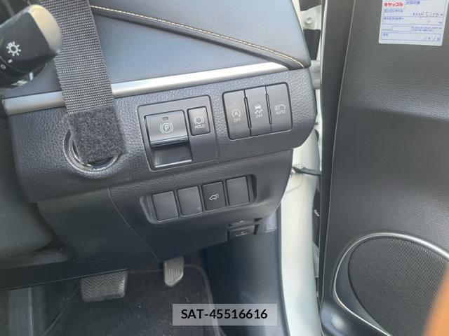Toyota HARRIER 2019-06 8649595-7