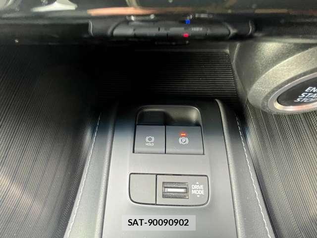 Toyota HARRIER 2021-10 8649744-12