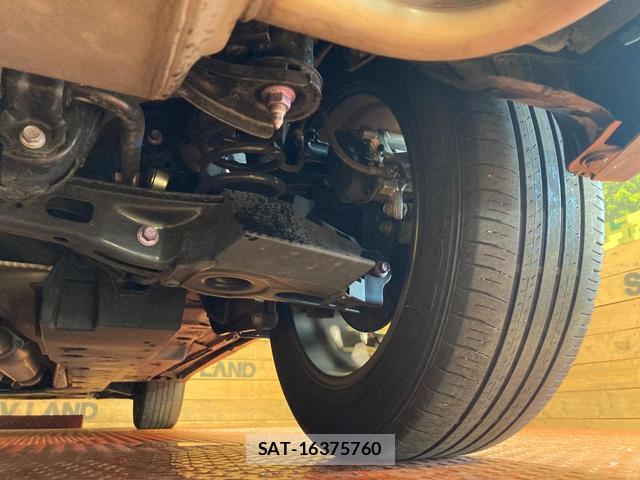 Toyota HARRIER 2024-04 8649861-18