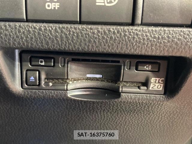 Toyota HARRIER 2024-04 8649861-4