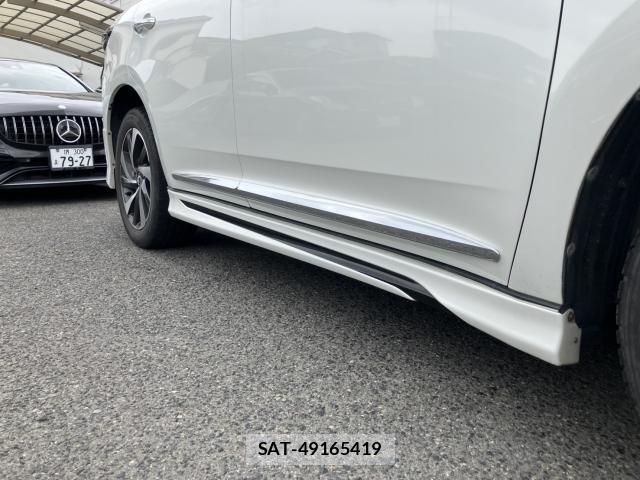 Toyota HARRIER 2017-12 8649933-17