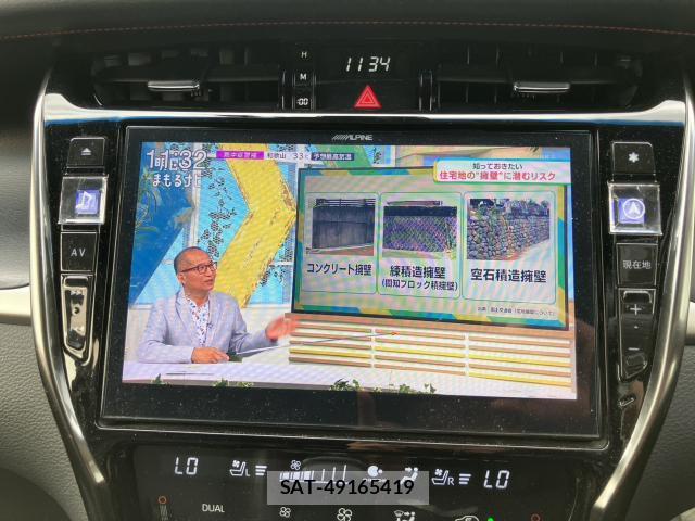 Toyota HARRIER 2017-12 8649933-5
