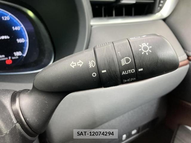Toyota HARRIER 2023-07 8651084-15