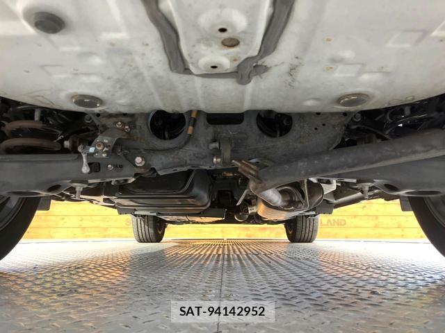 Toyota HARRIER 2019-10 8651112-18