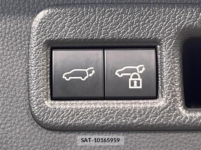 Toyota HARRIER 2024-07 8651504-6