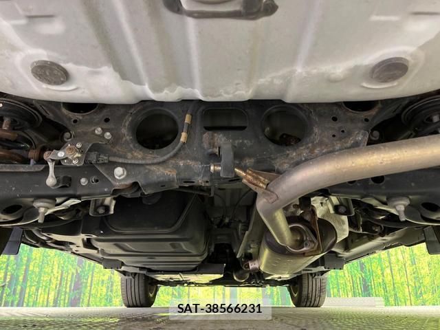 Toyota HARRIER 2014-09 8651519-18