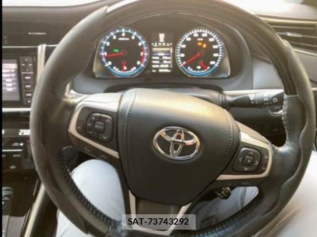 Toyota HARRIER 2016-05 8651935-7