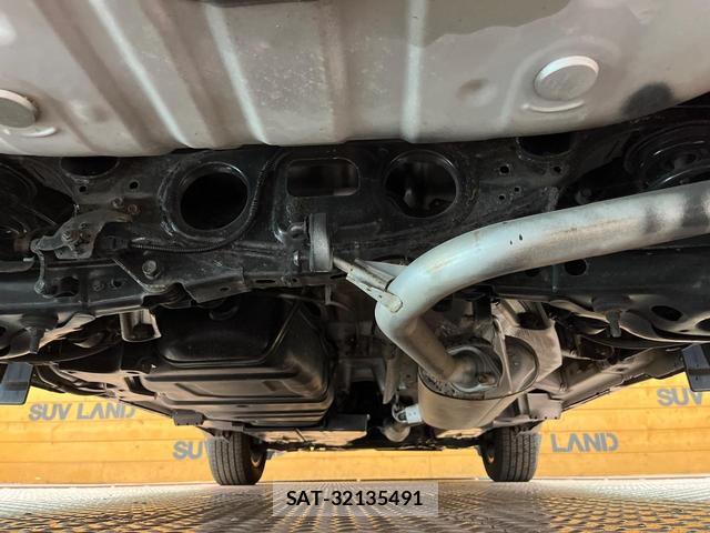 Toyota HARRIER 2014-10 8652635-18