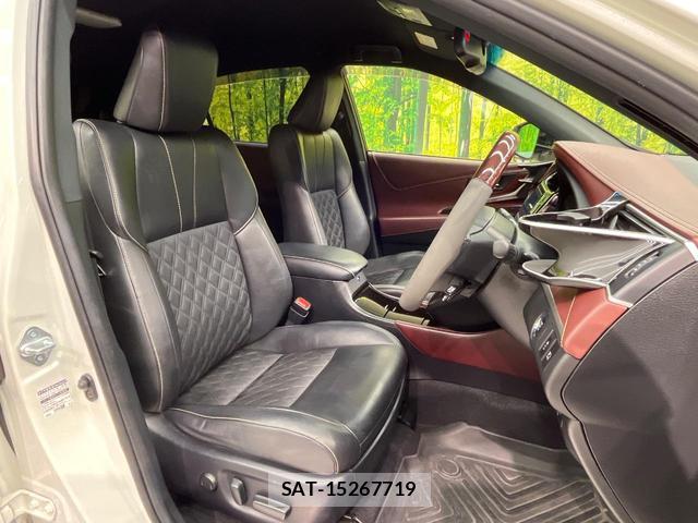 Toyota HARRIER 2016-09 8652977-7