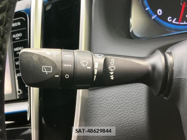 Toyota HARRIER 2015-11 8653451-16