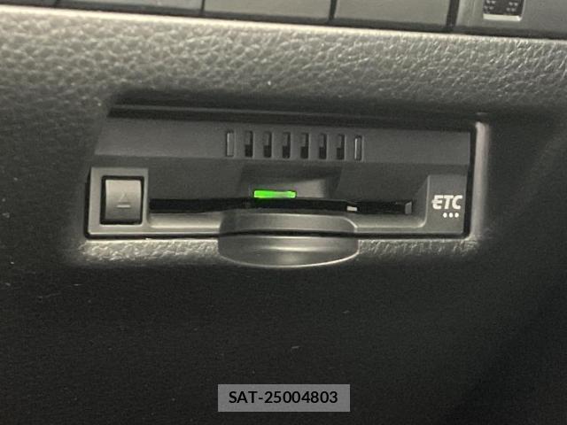 Toyota HARRIER 2021-05 8653578-17