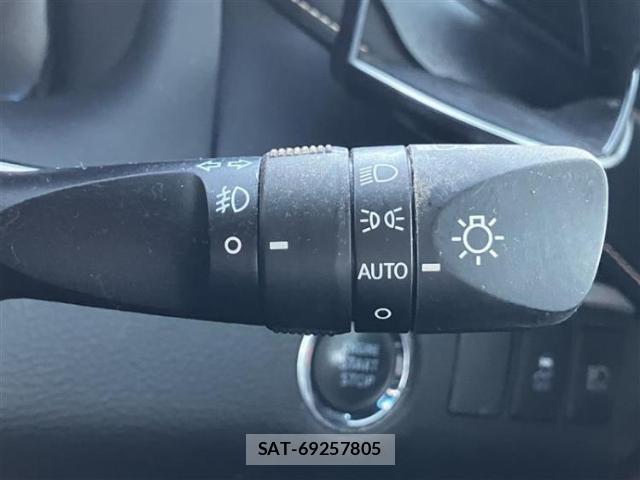 Toyota HARRIER 2016-04 8653648-16