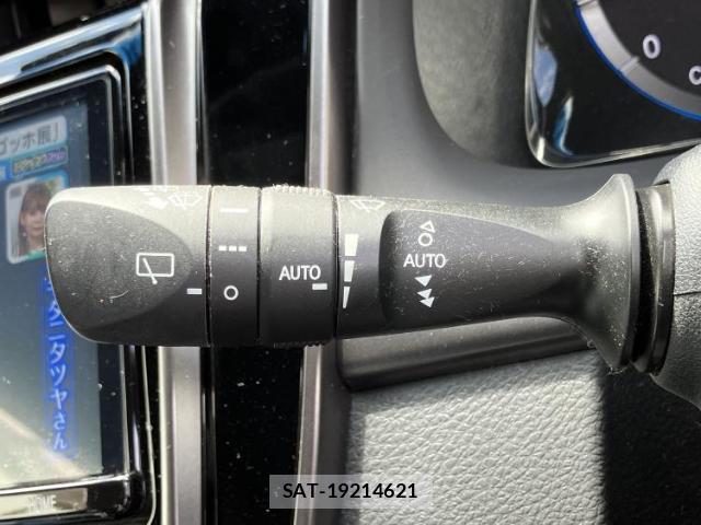 Toyota HARRIER 2019-09 8653685-15