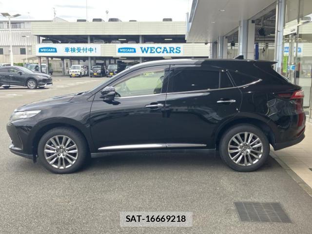 Toyota HARRIER 2017-09 8653756-1