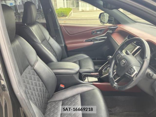 Toyota HARRIER 2017-09 8653756-3