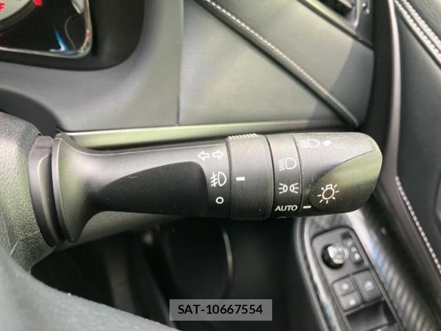 Toyota HARRIER 2015-10 8653760-14