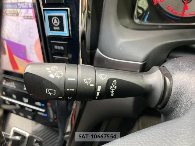 Toyota HARRIER 2015-10 8653760-15