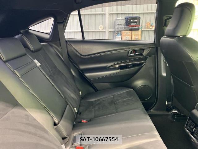 Toyota HARRIER 2015-10 8653760-4