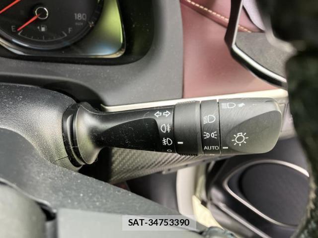 Toyota HARRIER 2017-04 8653775-15
