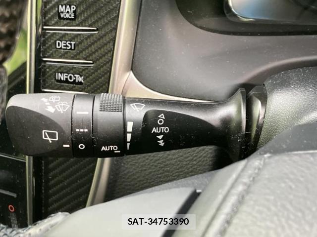 Toyota HARRIER 2017-04 8653775-16