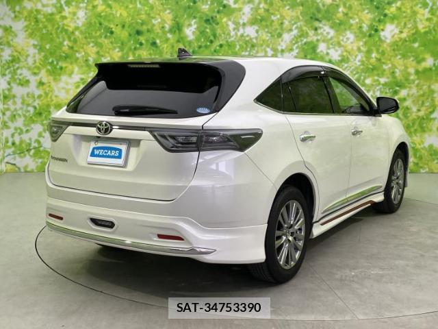 Toyota HARRIER 2017-04 8653775-2