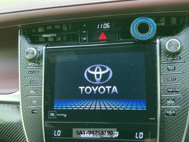 Toyota HARRIER 2017-04 8653775-8