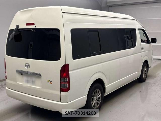 Toyota HIACE COMMUTER 2012-11 8647364-1