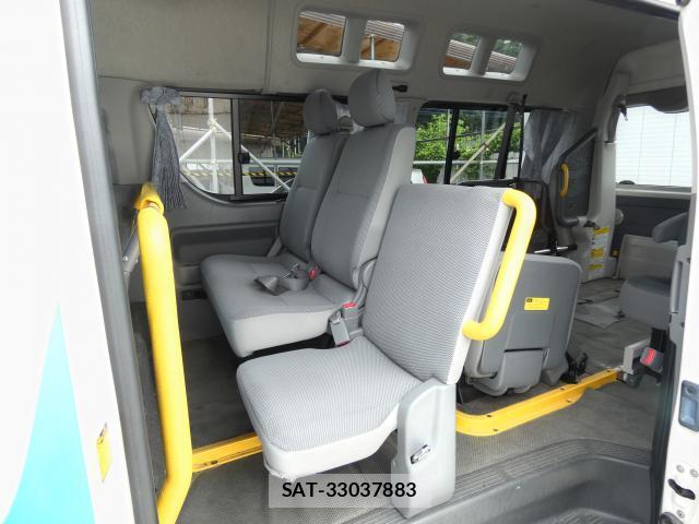 Toyota HIACE VAN 2006-03 8646992-6