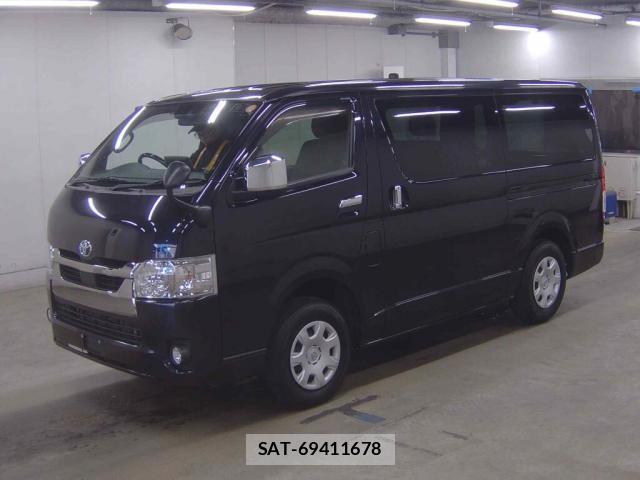 Toyota HIACE VAN 2021-11 8647158-4