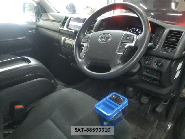 Toyota HIACE VAN 2021-01 8647201-2
