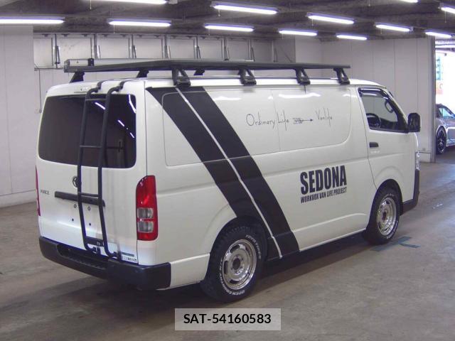 Toyota HIACE VAN 2021-04 8647205-4