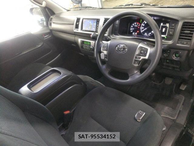 Toyota HIACE VAN 2022-07 8647210-2