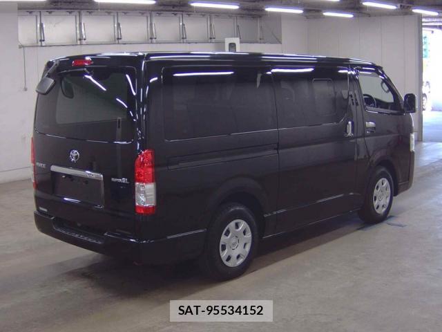Toyota HIACE VAN 2022-07 8647210-5