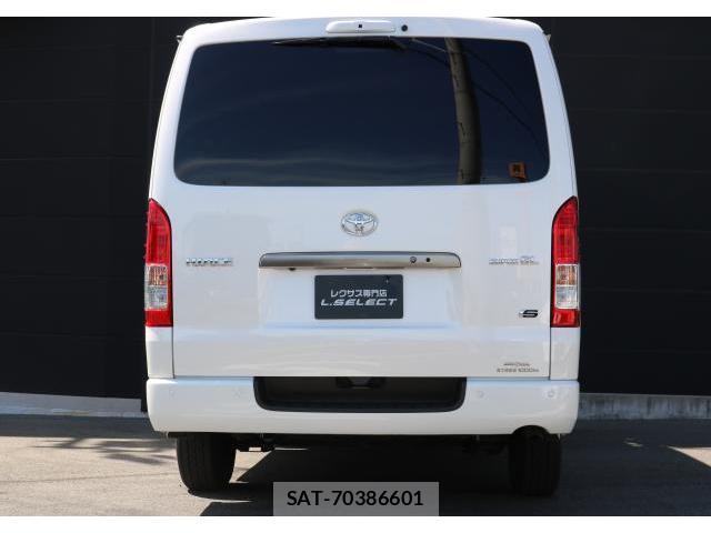 Toyota HIACE VAN 2026-01 8647224-13