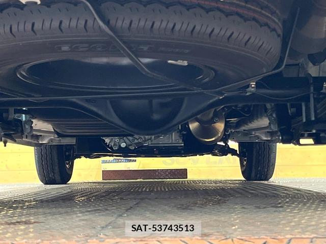 Toyota HIACE VAN 2026-02 8647313-18