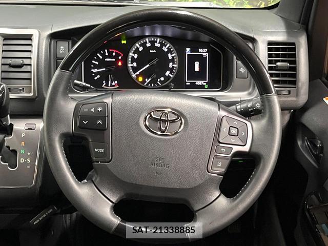 Toyota HIACE VAN 2025-11 8647320-10