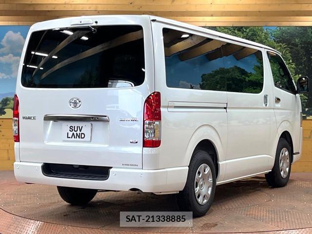 Toyota HIACE VAN 2025-11 8647320-16