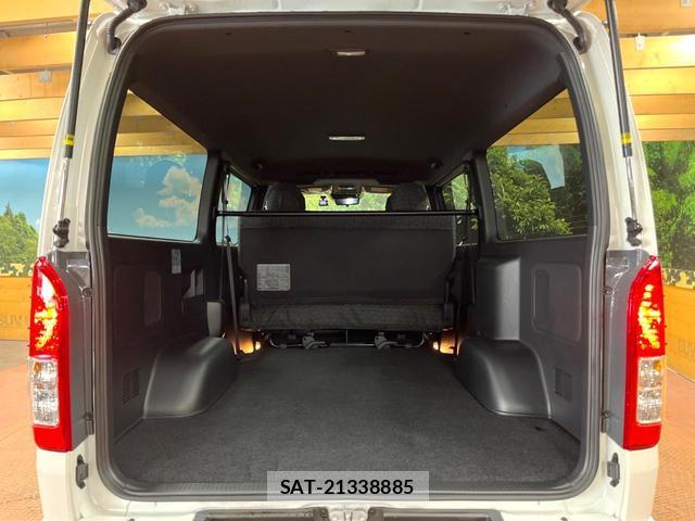 Toyota HIACE VAN 2025-11 8647320-9