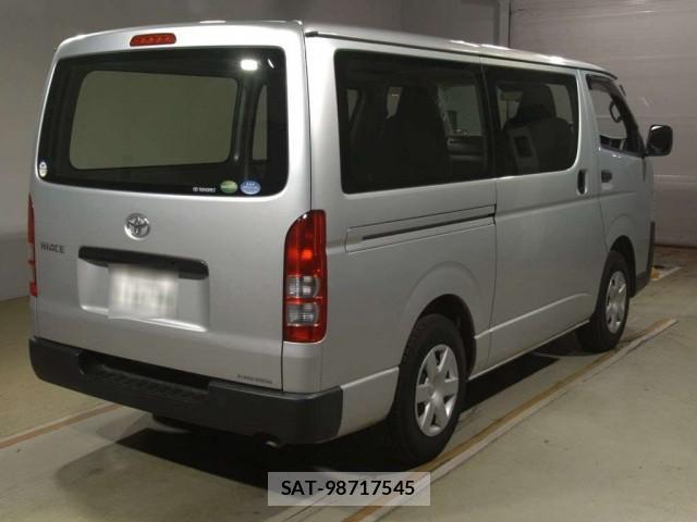 Toyota HIACE VAN 2019-06 8647356-1