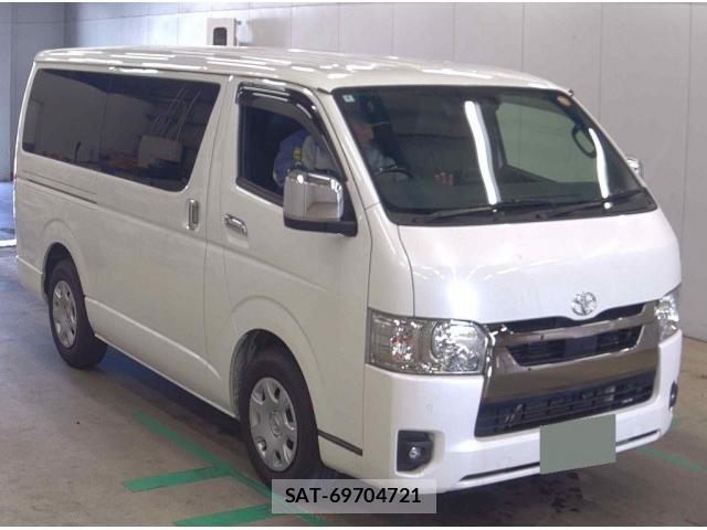 Toyota HIACE VAN 2024-04 8647360-0
