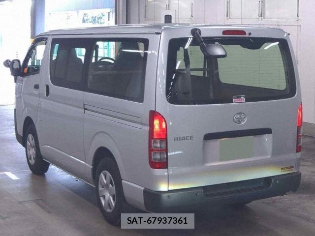 Toyota HIACE VAN 2026-02 8647366-1