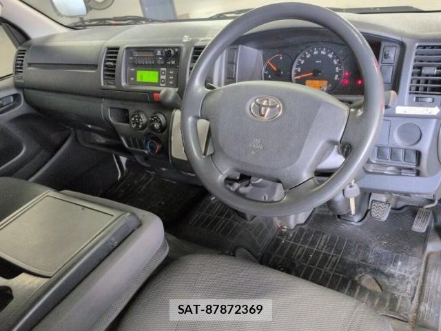 Toyota HIACE VAN 2014-08 8647368-3