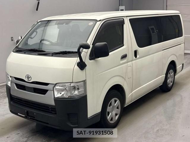 Toyota HIACE VAN 2020-08 8647369-0