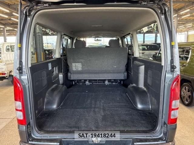 Toyota HIACE VAN 2012-11 8647389-2