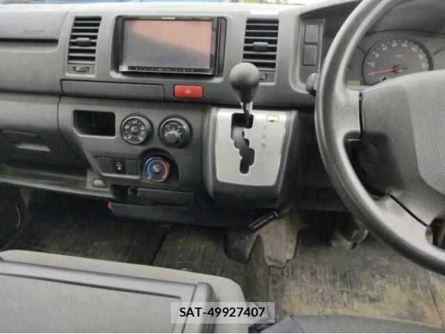 Toyota HIACE VAN 2014-04 8647394-2