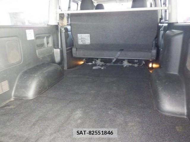 Toyota HIACE VAN 2015-06 8647423-2