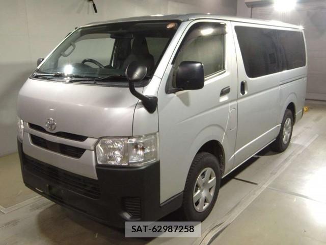 Toyota HIACE VAN 2021-07 8647429-0