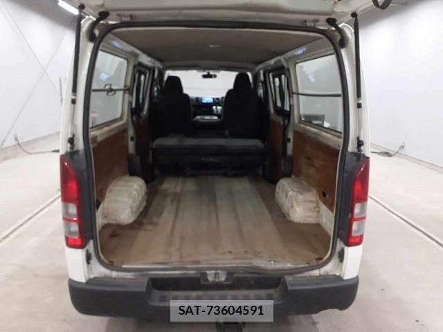 Toyota HIACE VAN 2016-07 8647431-2