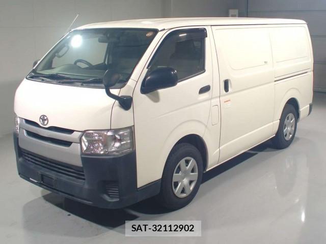 Toyota HIACE VAN 2018-08 8647438-0