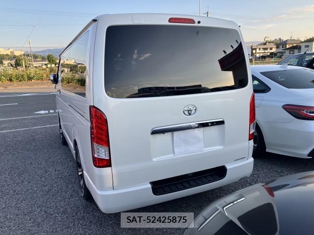 Toyota HIACE VAN 2015-11 8647613-3